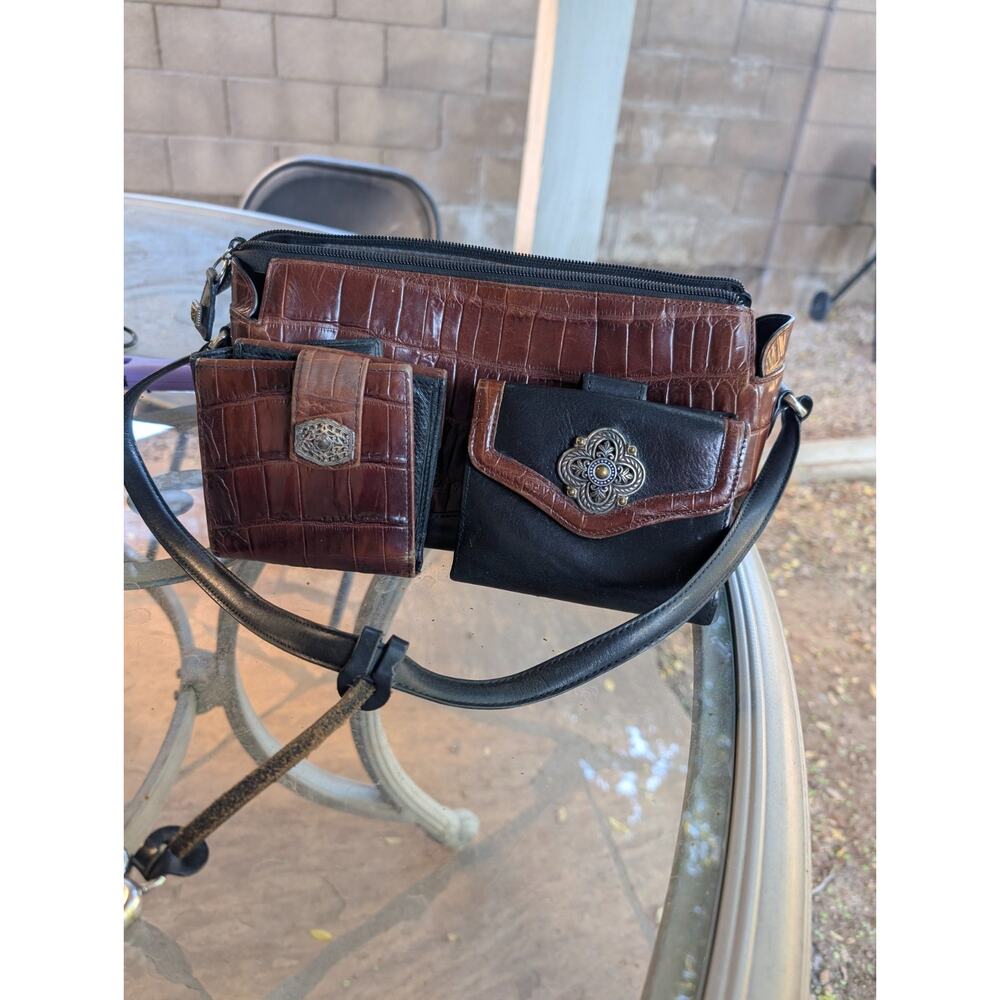 brighton brown leather shoulder bag with two wallets